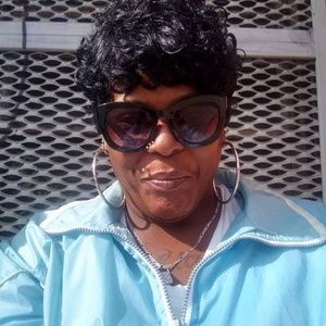 Meet your Posher, Yvette